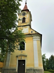 Bábolna - Nepomuki római katolikus templom